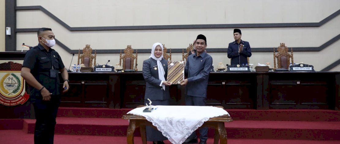 TOK..Ranperda tentang Perlindungan Guru Ditetapkan Sebagai Perda Kota Makassar