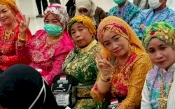 Dandan Bak Ratu, Penampilan Jemaah Haji Asal Sulsel  Pukau Ketua DWP Kemenag Sulsel