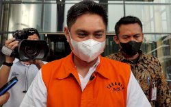 Diperiksa Lima Jam, Tersangka Mardani Maming Pilih Bungkam