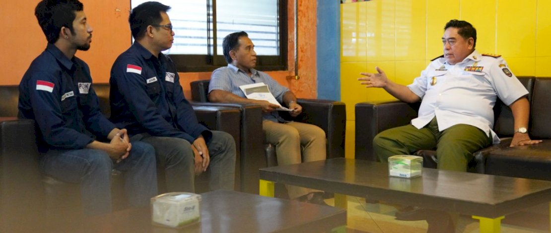 Sekertaris Daerah (Sekda) Provinsi Sulsel, Abdul Hayat Gani, menerima audiensi pengurus Federasi Orienteering Nasional Indonesia (FONI) Sulsel, dalam kapasitasnya sebagai Ketua Komite Olahraga Rekreasi Masyarakat Indonesia (KORMI) Sulsel, di Makassar, Rabu, 3 Agustus 2022.
