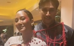 Hadiri Premiere Pengabdi Setan 2, Penampilan Tara Basro Horror yang Memukau 