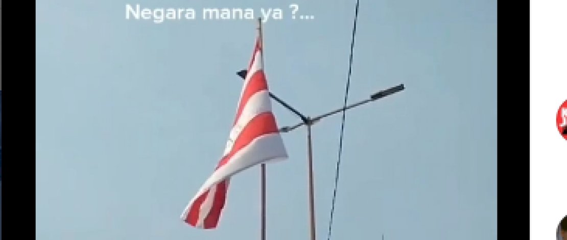 Bendera Merah Putih Selang-Seling berkibar.