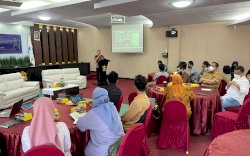 Bedah Buku Birokrasi Modern Karya Penulis Sekjen MK dan Guru Besar SDM Digelar di Fakultas Hukum Unhas