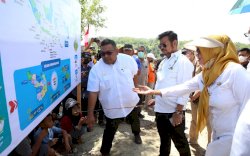 Mentan SYL Tinjau Lokasi Pengembangan Kelapa Genjah di Karanganyar