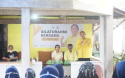 Tinjau Pelaksanaan BSPS, Hamka B Kady Silaturahmi dengan Penerima Program Bedah Rumah