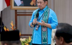 Aksi Simpatik Ketua Partai Gelora saat Pendaftaran, Tiga Doa untuk KPU Ratusan Petugas KPPS yang Gugur 2019