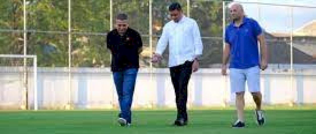 Takjub Usai Pantau Kondisi Stadion Kalegowa dan Lapangan Syekh Yusuf, Appi: Ini Yang Kita Cari