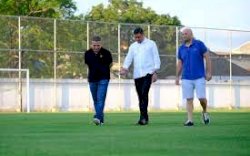 Takjub Usai Pantau Kondisi Stadion Kalegowa dan Lapangan Syekh Yusuf, Appi: Ini Yang Kita Cari