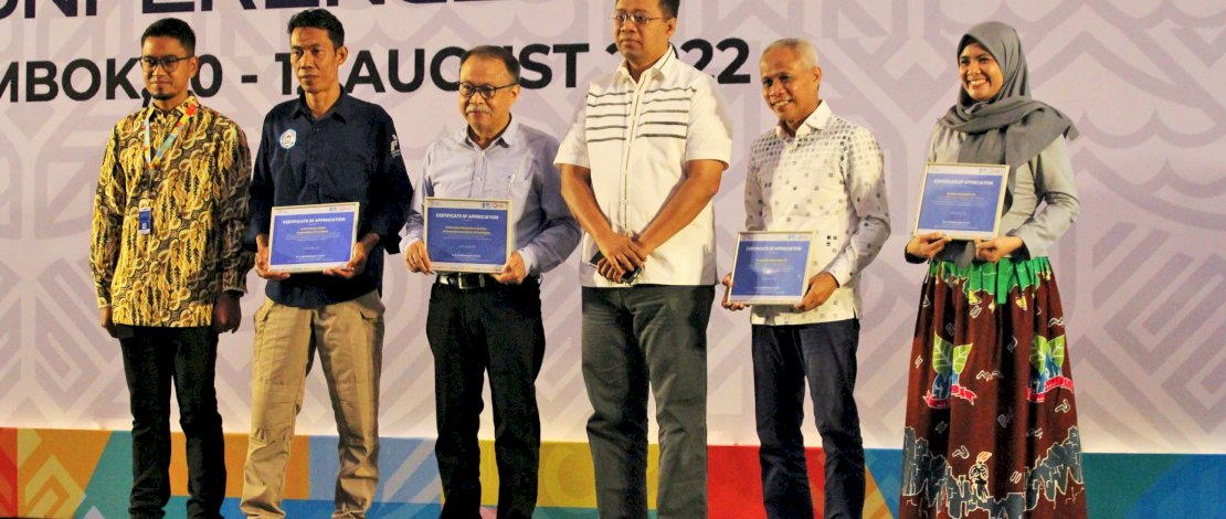 Duo Wabup Maros-Pangkep Terima Penghargaan di Bidang  Pengembangan Geopark