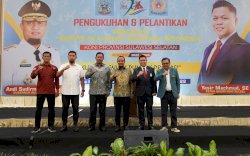 Pelantikan Pengurus KONI Sulsel, Andi Sudirman Dorong Olahraga Jadi Industri