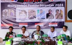 Ngobrol Pemilu dengan Pemuda, Ketua Bawaslu Lutra Ajak Tolak Politik Uang
