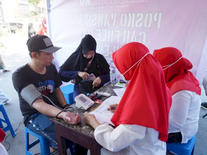 Kejar Target Vaksinasi dan Capaian BIAN, Dinkes Makassar Buka Gerai di Car Free Day Boulevard