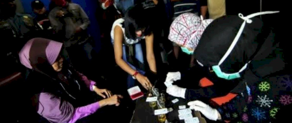 Ilustrasi tes pengguna narkoba di klub Malam (dok Antara foto) 