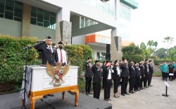 Gelar Upacara Peringatan HUT RI ke-77, Seluruh Dephead Dalton Hotel Turut Ambil Bagian