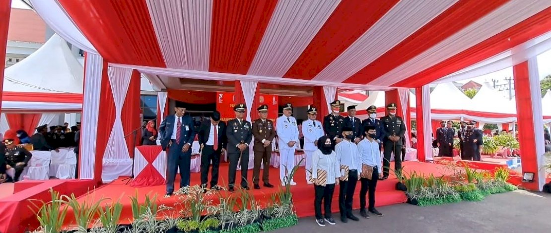 Bupati Pinrang Serahkan Remisi Umum Untuk 134 Warga Binaan Rutan