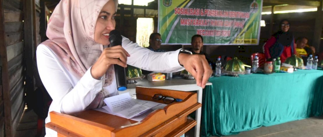 Bupati Luwu Utara, Indah Putri Indriani, membuka Sosialisasi dan Pembekalan Identifikasi Masyarakat Hukum Adat (MHA), di Desa Taloto, Kecamatan Seko, kemarin, Kamis, 18 Agustus 2022. Bupati Luwu Utara, Indah Putri Indriani, membuka Sosialisasi dan Pembekalan Identifikasi Masyarakat Hukum Adat (MHA), di Desa Taloto, Kecamatan Seko, kemarin, Kamis, 18 Agustus 2022.