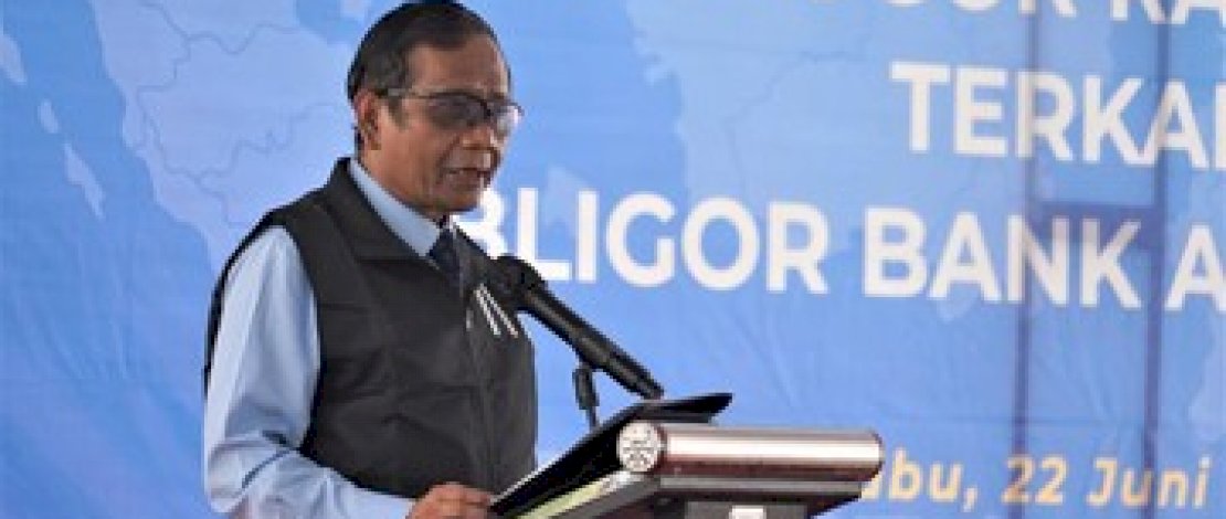 Ajak Masyarakat Daftar Calon Dirut PT Bakti Kominfo, Mahfud MD: Tidak Usah Takut Ajak Masyarakat Daftar Calon Dirut PT Bakti Kominfo, Mahfud MD: Tidak Usah Takut