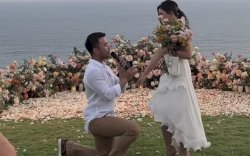 Momen Romantis Lamaran Jessica Mila Bikin Vidi Aldiano Nangis