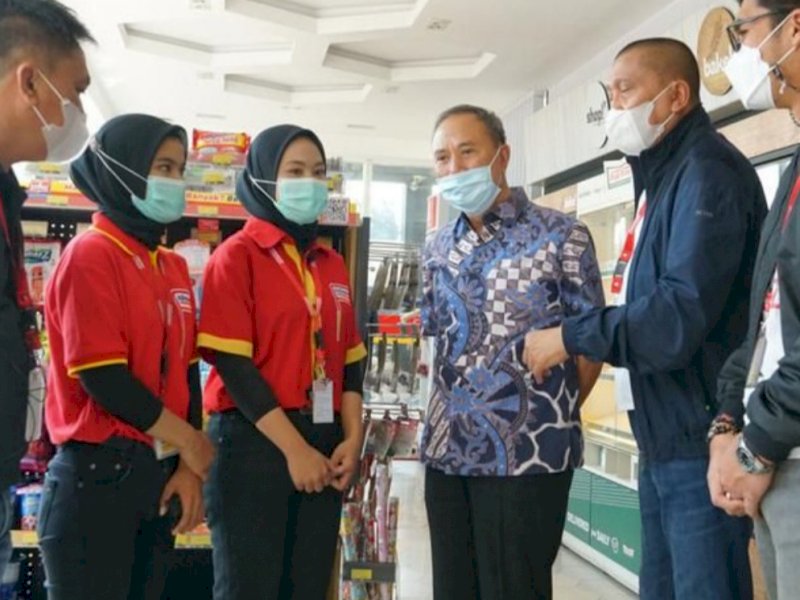Pegawai Alfamart yang Pergoki Pencuri Coklat Naik Jabatan 
