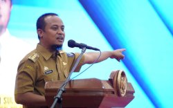 Gubernur Sulsel Dorong Kedaulatan Ekonomi dari Desa 