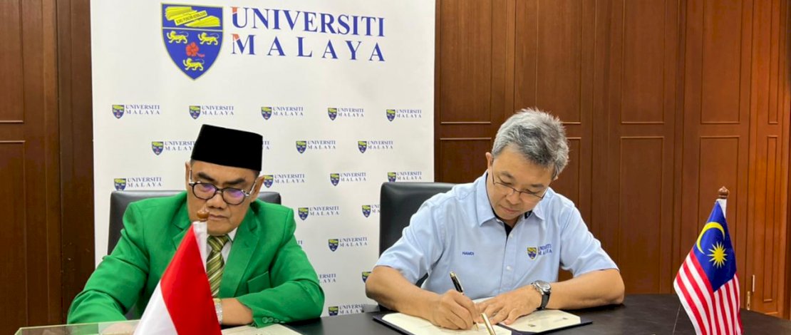 Rektor UMI, Prof Basri Modding, menandatangani MoU dengan Naib Canselor Universitas Malaya, Prof Dato Ir Mohd Hamdi Abd Shukor. Rektor UMI, Prof Basri Modding, menandatangani MoU dengan Naib Canselor Universitas Malaya, Prof Dato Ir Mohd Hamdi Abd Shukor.