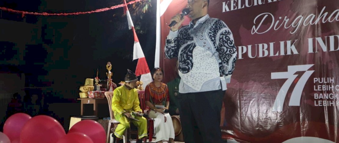 Camat Pannakukang saat menghadiri Pesta Rakyat Tello Baru.