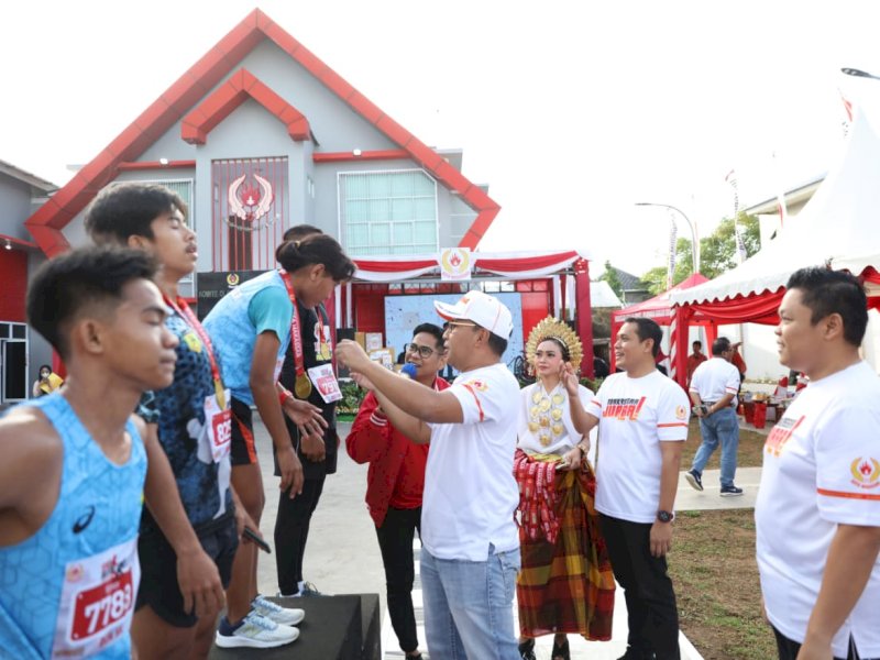Dukung Atlet Makassar, Danny Bakal Bangun Sport Center