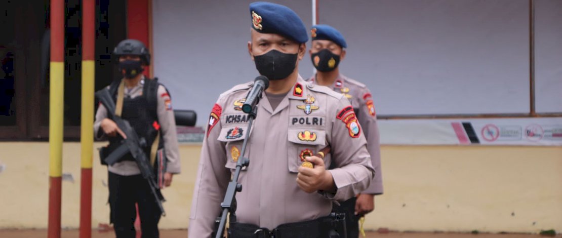Kompol Nur Ichsan, di sela pelaksanan pelaksanaan apel pagi yang diikuti oleh seluruh jajaran mulai dari Pejabat Pasi, Danki, serta seluruh anggota, Senin, 29 Agustus 2022. Kompol Nur Ichsan, di sela pelaksanan pelaksanaan apel pagi yang diikuti oleh seluruh jajaran mulai dari Pejabat Pasi, Danki, serta seluruh anggota, Senin, 29 Agustus 2022.