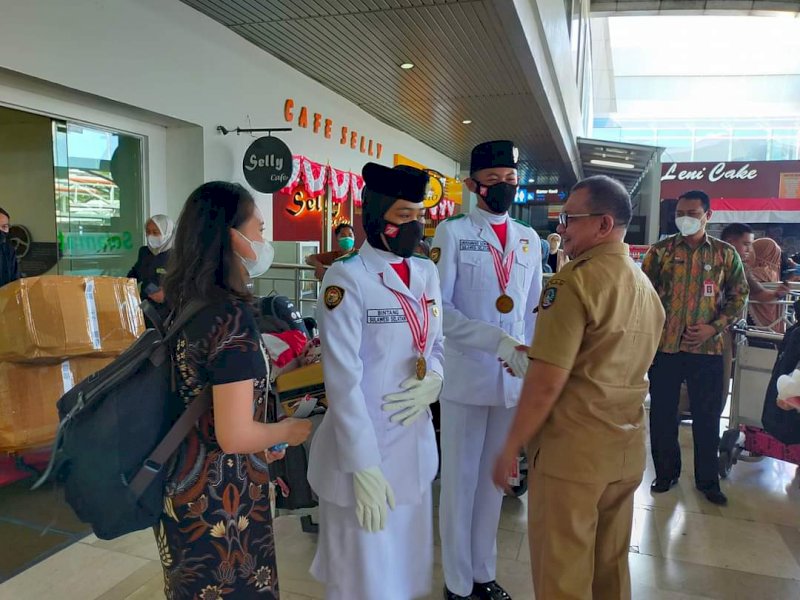 Tiba di Makassar, Paskibraka Nasional Asal Luwu Utara Dijemput di Bandara Sultan Hasanuddin
