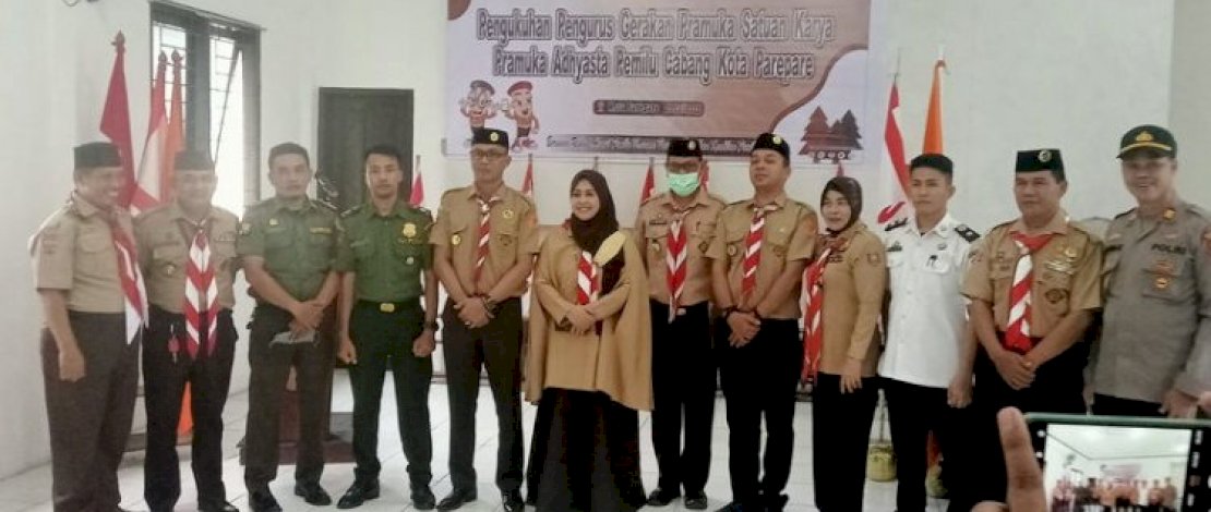 Kukuhkan Pengurus Saka Pramuka Adhyasta, Erna Suarakan Pemilu Jurdil