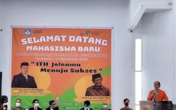 Di PKKBM, Rektor Apresiasi Perjuangan Taufan Pawe Hadirkan ITH Parepare
