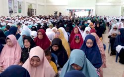 Doa Seribu Santri Kembali Digelar di Masjid Modern Kurir Langit