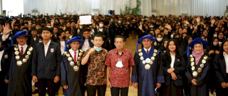 1.864 Maba Unibos Dikukuhkan