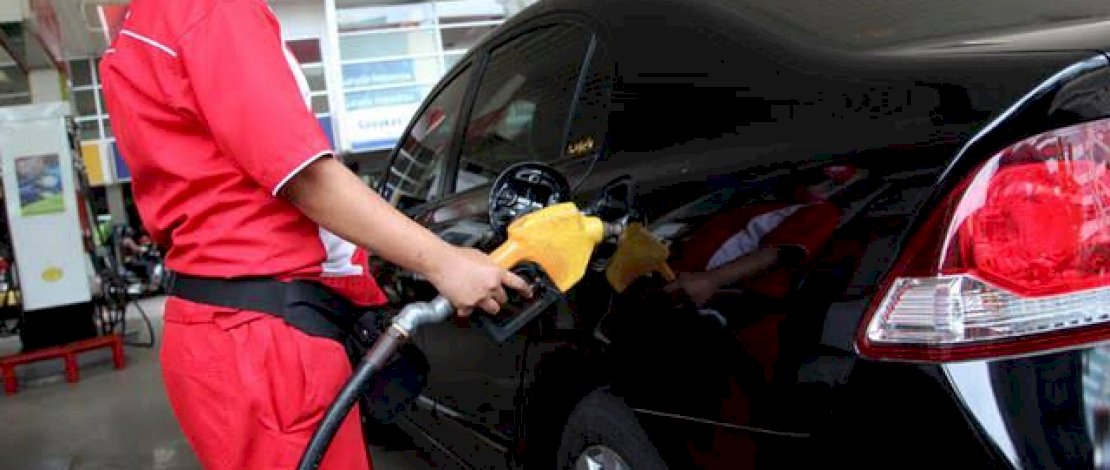 Mobil mengisi BBM di SPBU (Dok: liputan6.com) Mobil mengisi BBM di SPBU (Dok: liputan6.com)