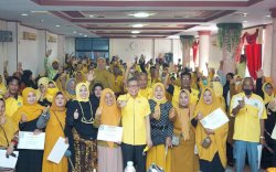 Taufan Pawe Minta Kader Golkar Hingga Tingkat Kelurahan Kerja Keras Menangkan Airlangga