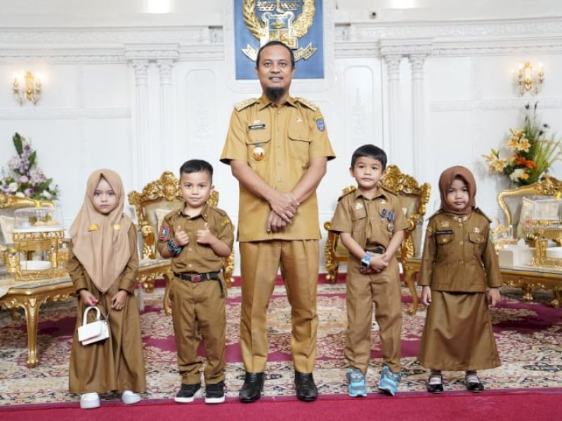Dampingi Andi Sudirman, Lima Siswa PAUD Terpilih Jadi Gubernur Sulsel Sehari