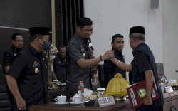 Delapan Fraksi DPRD Gowa Setuju Dua Ranperda Peningkatan PAD Dibahas