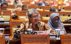 Fraksi PKS 'Walk Out' Tolak Kenaikan Harga BBM saat Rapat Paripurna