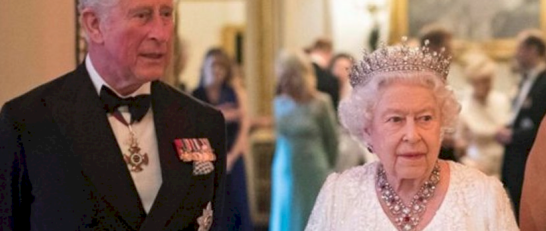 Pangeran Charles dan Ratu Elizabeth