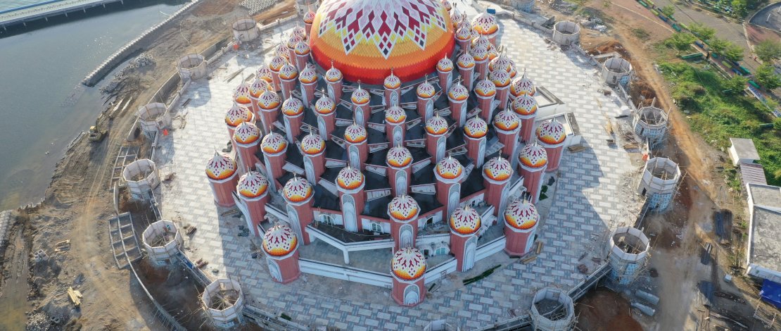 Masjid Kubah 99 Asmaul Husna