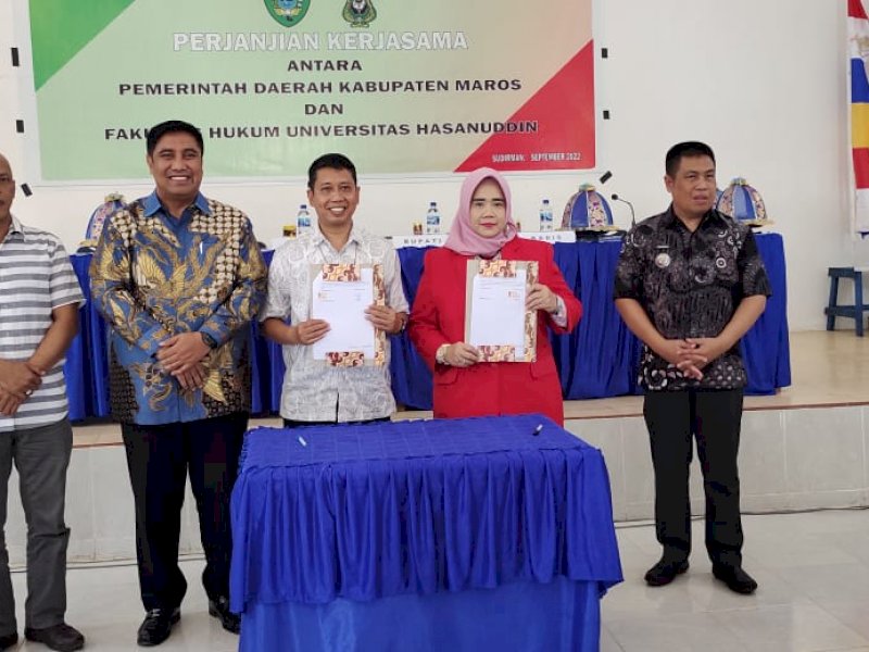 Teken MoU dengan Pemda Maros, Dekan FH Unhas: Reformasi Birokrasi dari Desa untuk Indonesia