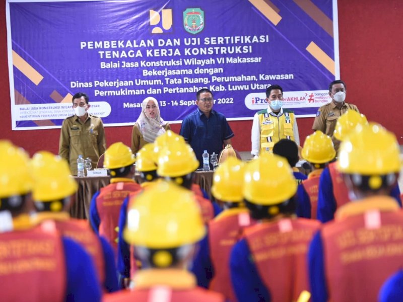 Buka Pelatihan Sertifikasi Jasa Konstruksi, Muhammad Fauzi: Jangan Kalah dengan TKA