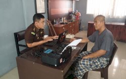 Masih Berstatus Tahanan, Jaksa Periksa Iqbal Asnan Soal Korupsi Honorarium Satpol PP