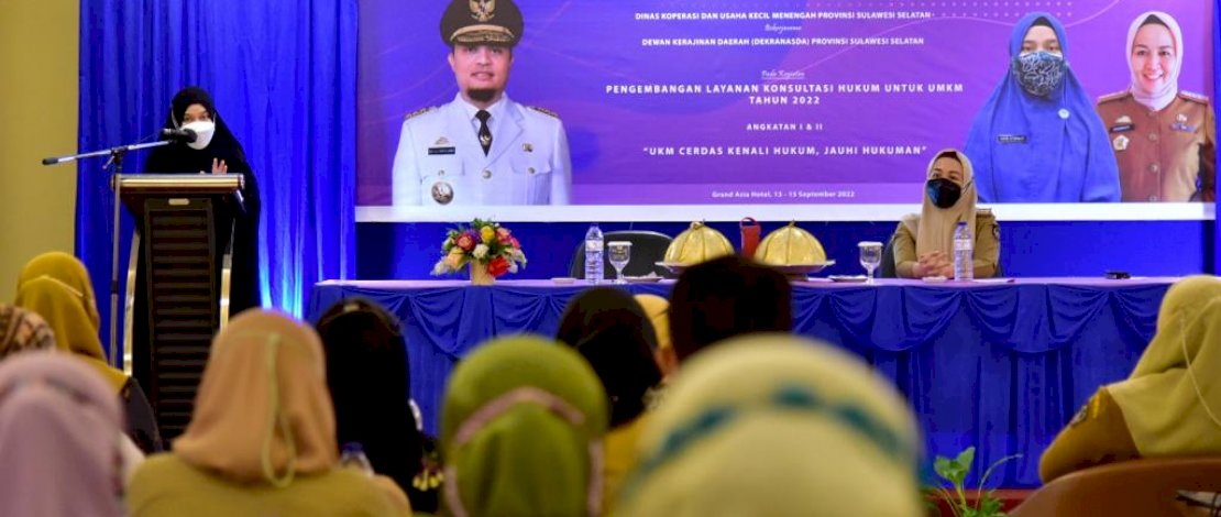 Dinas Koperasi dan UMKM Sulsel bekerjasama dengan Dewan Kerajinan Nasional Daerah (Dekranasda) Sulsel menggelar Pengembangan Layanan Konsultasi Hukum UMKM, yang dilaksanakan di Hotel Grand Asia Makassar, Selasa, 13 September 2022. Dinas Koperasi dan UMKM Sulsel bekerjasama dengan Dewan Kerajinan Nasional Daerah (Dekranasda) Sulsel menggelar Pengembangan Layanan Konsultasi Hukum UMKM, yang dilaksanakan di Hotel Grand Asia Makassar, Selasa, 13 September 2022.