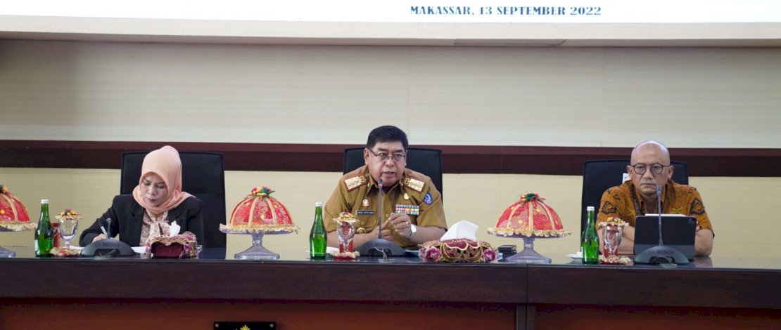 Sekda Provinsi Sulsel, Abdul Hayat Gani, menggelar Rapat Tindak Lanjut bersama dengan Forkopimda, dan Bank Indonesia, serta jajaran Organisasi Perangkat Daerah (OPD), di Ruang Rapat Pimpinan Kantor Gubernur Sulsel, Selasa, 13 September 2022. Sekda Provinsi Sulsel, Abdul Hayat Gani, menggelar Rapat Tindak Lanjut bersama dengan Forkopimda, dan Bank Indonesia, serta jajaran Organisasi Perangkat Daerah (OPD), di Ruang Rapat Pimpinan Kantor Gubernur Sulsel, Selasa, 13 September 2022.