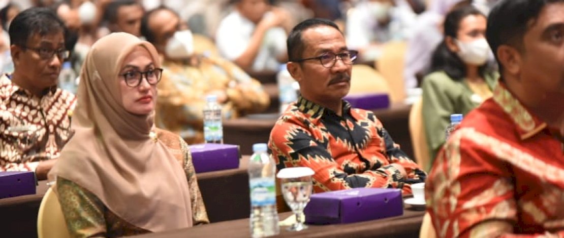 Bupati Luwu Utara (Lutra), Indah Putri Indriani, menghadiri Serah Terima Jabatan Kepala Perwakilan BPK Sulsel, di Hotel Claro Makassar, Rabu, 14 September 2022. Bupati Luwu Utara (Lutra), Indah Putri Indriani, menghadiri Serah Terima Jabatan Kepala Perwakilan BPK Sulsel, di Hotel Claro Makassar, Rabu, 14 September 2022.