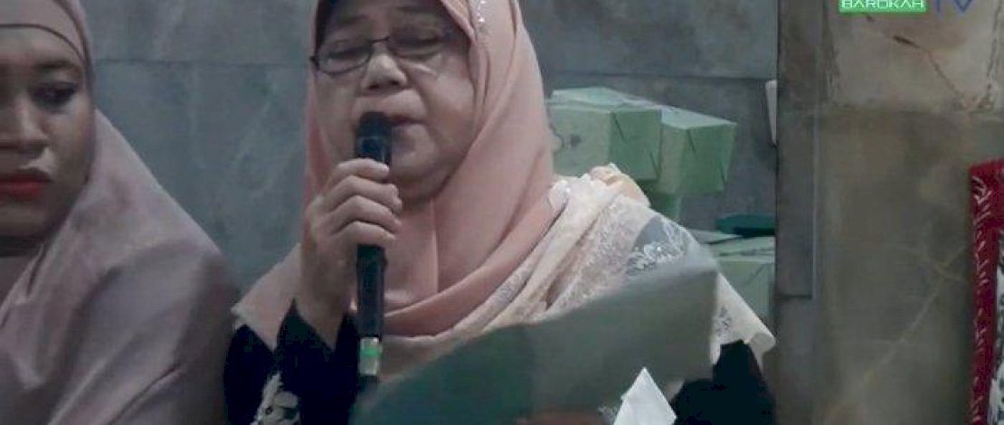 Tangkapan layar, detik-detik Hj Taslimah membaca surah Al Baqarah ayat 6 sesaat sebelum tumbang dan tutup usia