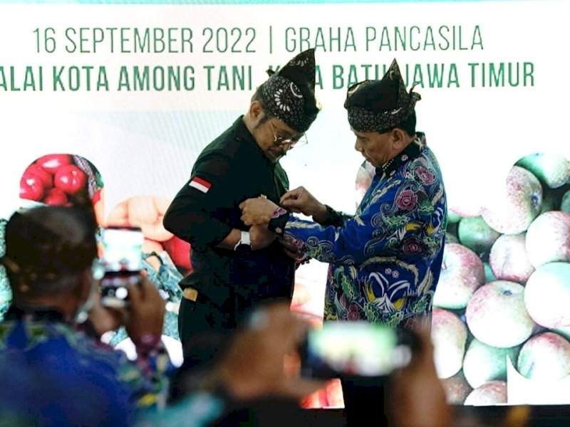 Total Dukung Petani, Mentan SYL Dianugerahi Lencana Utama Adi Bhakti Tani