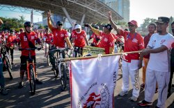 Bersepeda Sambil Berdonasi, Gubernur Sulsel Lepas Peserta Indonesia Heart Bike