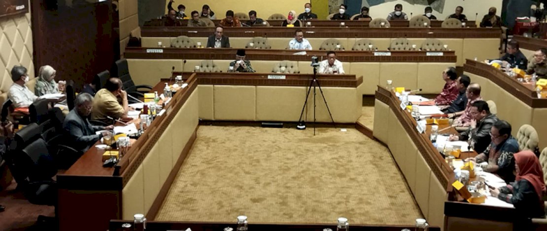 Rapat Dengar Pendapat (RDP) dengan KPU dan Bawaslu RI di Komplek Parlemen, Senayan, Jakarta Selatan, Selasa, 20 September 2022. Rapat Dengar Pendapat (RDP) dengan KPU dan Bawaslu RI di Komplek Parlemen, Senayan, Jakarta Selatan, Selasa, 20 September 2022.